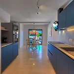 Zala With Private Pool דירה