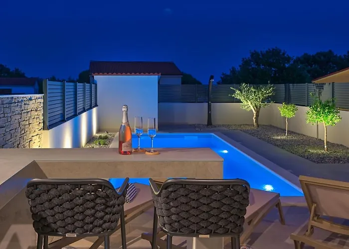 Zala With Private Pool Lägenhet